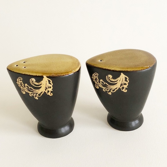 Salt & Pepper Shaker Modernist Tapered Tear Drop Stoneware Black Brown Scroll - Picture 2 of 12